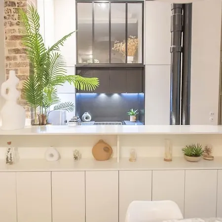 Appartamento Part Of Saint-germain-des Pres / 3 Bedrooms *